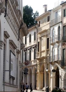 Foto da galeria de Studio in Casa Cogollo em Vicenza