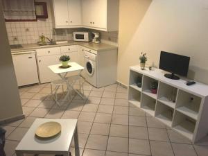 Imagen de la galería de Ermoupoli, Syros City Apartments, en Ermoupoli