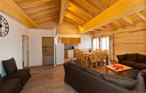 Gallery image of Odalys Chalet De Marie in Les Menuires