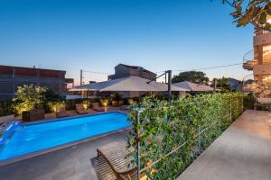 A piscina localizada em Villa Zdenka ou nos arredores