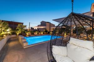 A piscina localizada em Villa Zdenka ou nos arredores