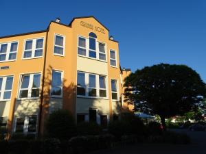 Gallery image of Grunau Hotel in Bayreuth +26 photos