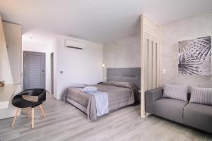 Гостиная зона в Lagomandra Beach Hotel
