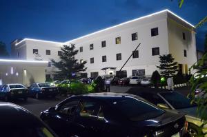 Bangunan di mana terletaknya hotel