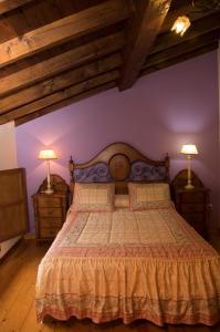Postel nebo postele na pokoji v ubytování Casa Rural La Regoria