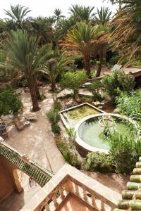 Vista de la piscina de Le Chant Des Palmiers o alrededores