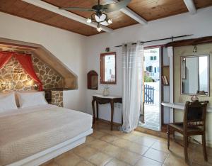 Gallery image of Polikandia Hotel in Chora Folegandros