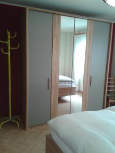 Postel nebo postele na pokoji v ubytování FeWo Sonnenblume