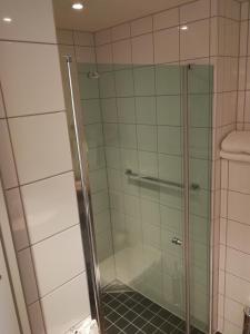 Ett badrum på Dombås Hotel