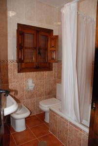 Vonios kambarys apgyvendinimo įstaigoje alojamiento rural la ermita bubion