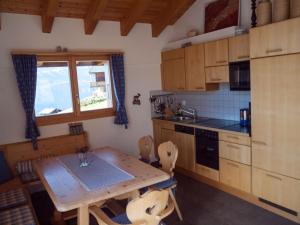 Kuchyň nebo kuchyňský kout v ubytování Chalet Bergkristall + 27 fotografií