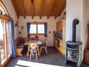 Kuchyň nebo kuchyňský kout v ubytování Chalet Bergkristall