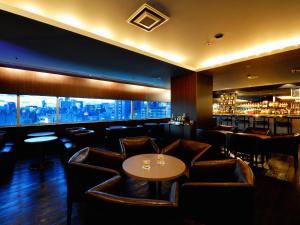 Area soggiorno di Nagoya Creston Hotel