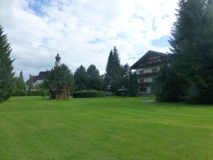 En hage utenfor Hotel Weismann