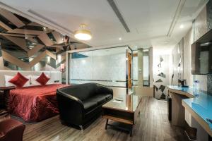 Μια τηλεόραση ή/και κέντρο ψυχαγωγίας στο Chamotel - Lujhou
