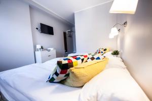 Za Murami Hostel客房内的一张或多张床位