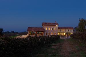 Gallery image of Prime Alture Wine Resort in Casteggio
