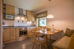 Kuchyň nebo kuchyňský kout v ubytování Ferienwohnung Lehenhof