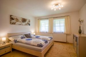 Postel nebo postele na pokoji v ubytování Ferienwohnung Lehenhof