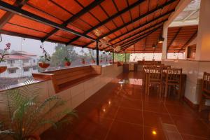 Gallery image of Roses Inn Fortkochi in Cochin