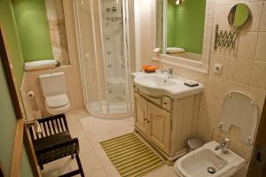 A bathroom at Pazo de Verdes