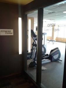 Fitness centrum a/nebo fitness zařízení v ubytování Shoshone-Bannock Hotel and Event Center