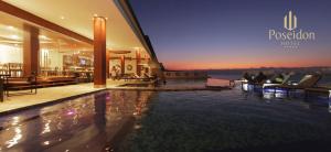 Πισίνα στο ή κοντά στο Hotel Poseidon