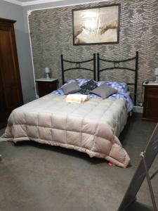 Posteľ alebo postele v izbe v ubytovaní Sicily Center rooms -Calascibetta,Enna-