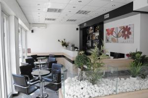 Φωτογραφία από το άλμπουμ του Garni Hotel Consul σε Niš