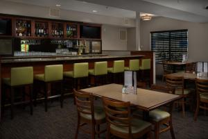 Gallery image of Country Inn & Suites by Radisson, Portland International Airport, OR in Portland