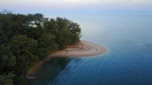Gallery image of Koh Thmei Resort in Sihanoukville +21 photos