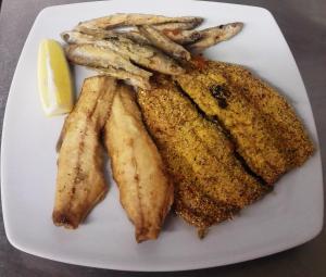 Photo de la galerie de l'établissement Albergo Ristorante Lavedo, à Lenno 19 autres photos