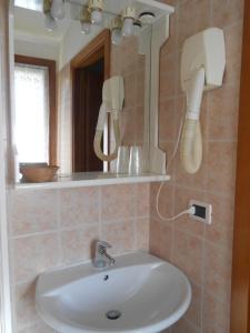 A bathroom at Agriturismo Taglio del Re
