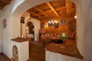 A seating area at Landhotel Vordergrub