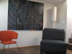 Istumisnurk majutusasutuses Altstadt Hotel