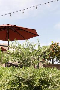 Gallery image of The Chateau at Lake La Quinta in La Quinta +31 photos