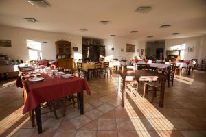 En restaurant eller et andet spisested på Agriturismo I Fondacci