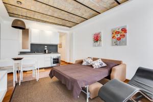 A kitchen or kitchenette at Piazza Navona-Coronari House