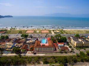 an aerial view of a hospital and the beach at Hotel Litoral Norte in Caraguatatuba