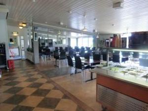 Restaurace v ubytování 17 Rum och Kök