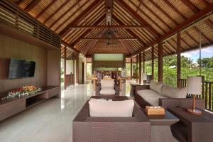 A seating area at Khayangan Kemenuh Villas by Premier Hospitality Asia