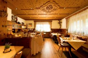 Restaurace v ubytování Garni Hotel Geier