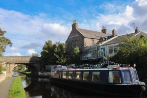 Gallery image of The Bridge Inn in Ratho