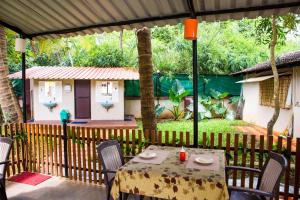 Ein Garten an der Unterkunft Lazy Frog Guest House