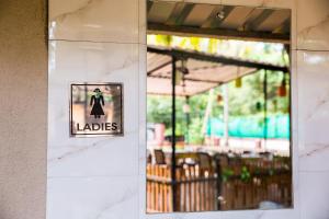 Galeriebild der Unterkunft Lazy Frog Guest House in Cavelossim