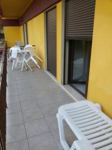 A balcony or terrace at Villa Maria Apartments