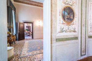 Voodi või voodid majutusasutuse Hotel Nani Mocenigo Palace toas