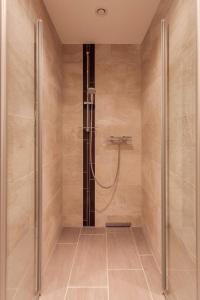 Ванна кімната в Hotel Schelf GmbH & Co. KG