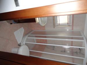 Guest House Pod Slavnikom tesisinde bir banyo