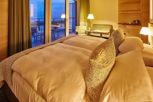 Postel nebo postele na pokoji v ubytování Hotel Schelf GmbH & Co. KG